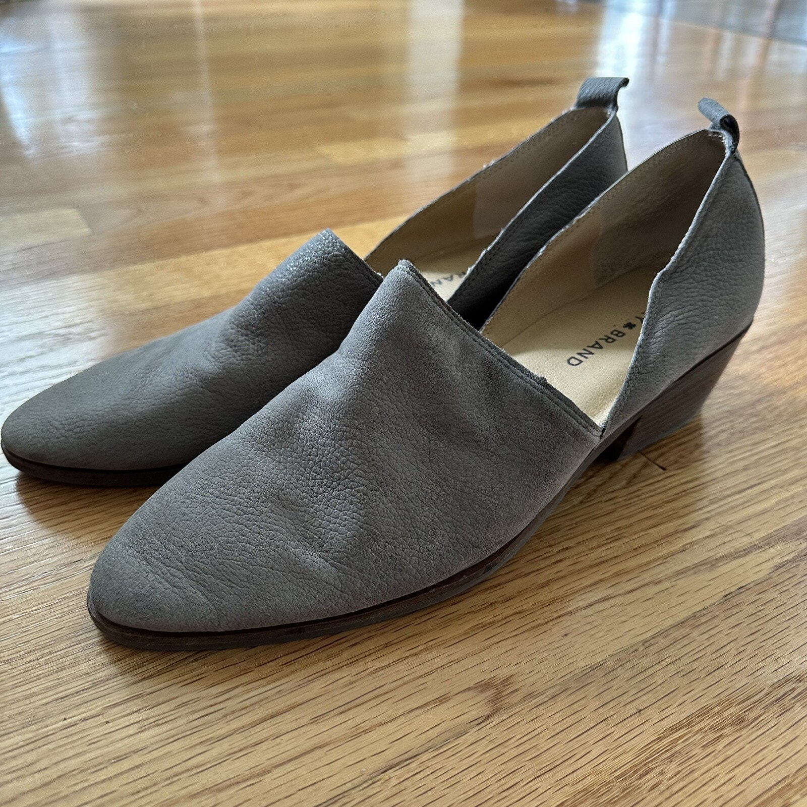 Lucky Brand Womens Suede Leather Loafers Gray Size 9m  500